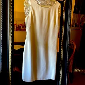 Off white Tahari dress size Large